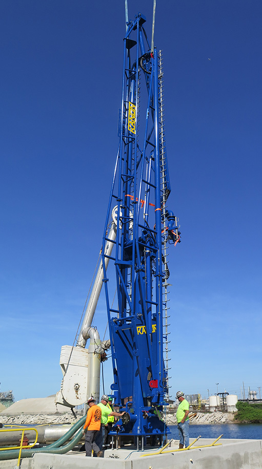 MWM Tall Crane